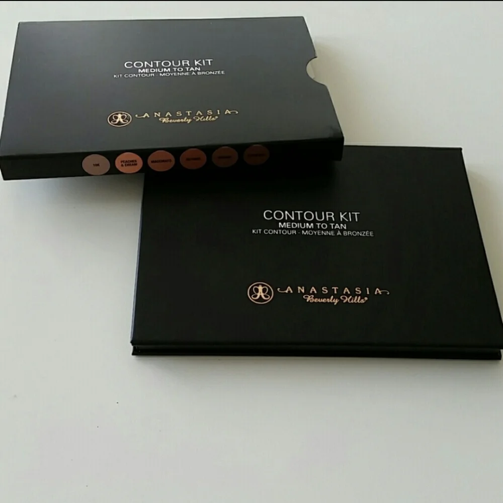 Anastasia Beverly hills Medium tan